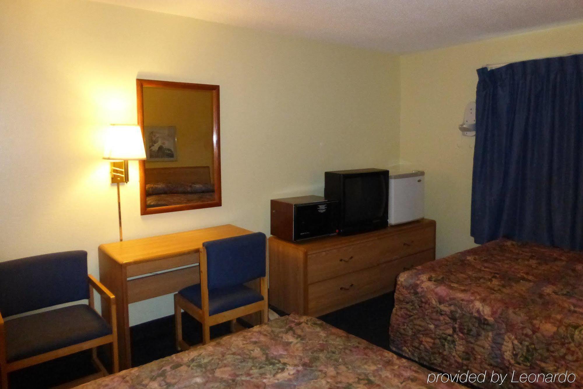 Norwood Inn And Suites - Minneapolis-St Paul ローズビル エクステリア 写真